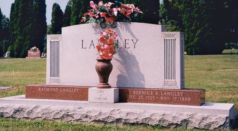 Headstone with Lovely Gray and Red Granite with Vase